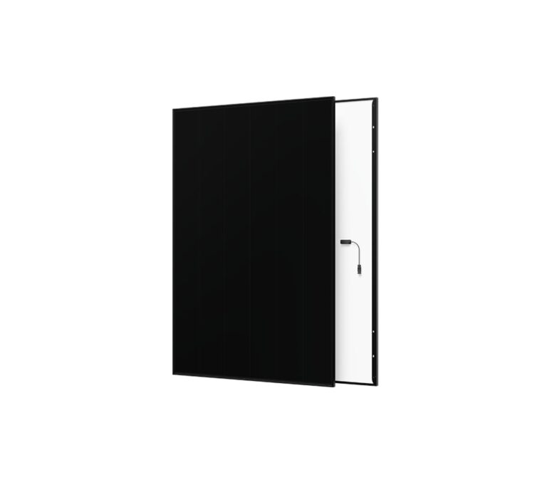 AIKO Neostar all-black solar panel (AIKO product image)