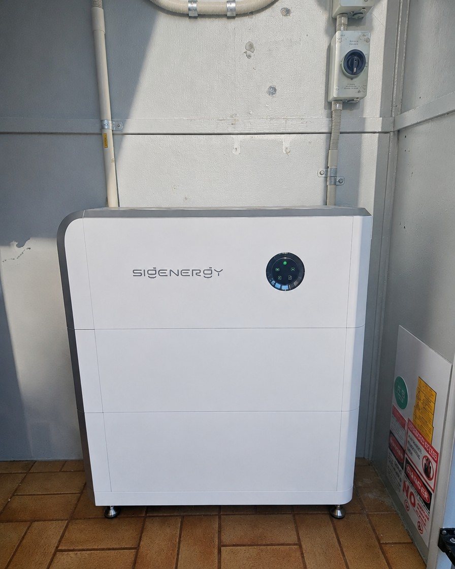 Sigenergy SigenStor 16 kWh battery in a sheltered alcove at an East Lismore home Sigenergy SigenStor 16 kWh battery in a sheltered alcove at an East Lismore home, installed by Sun Connect Solar