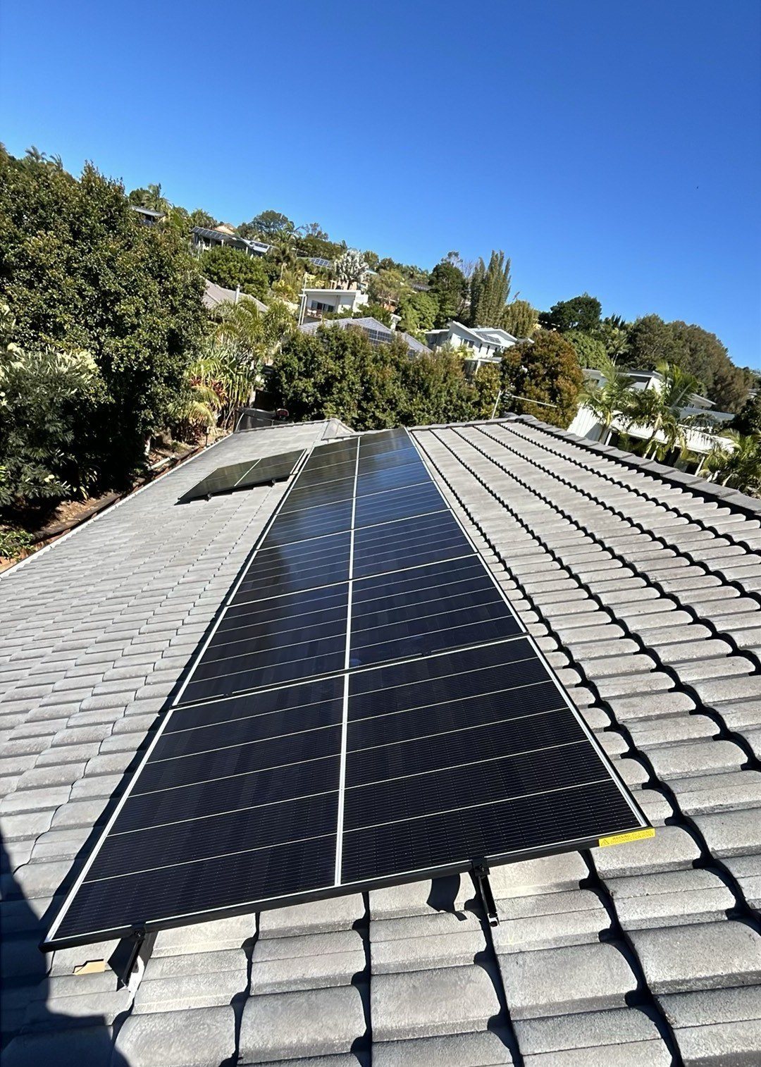 Jinko Tiger Neo solar panels on a tiled roof in Lennox Head Jinko Tiger Neo solar panels on a tiled roof in Lennox Head, part of an 8.55 kW solar and GoodWe battery install by Sun Connect Solar