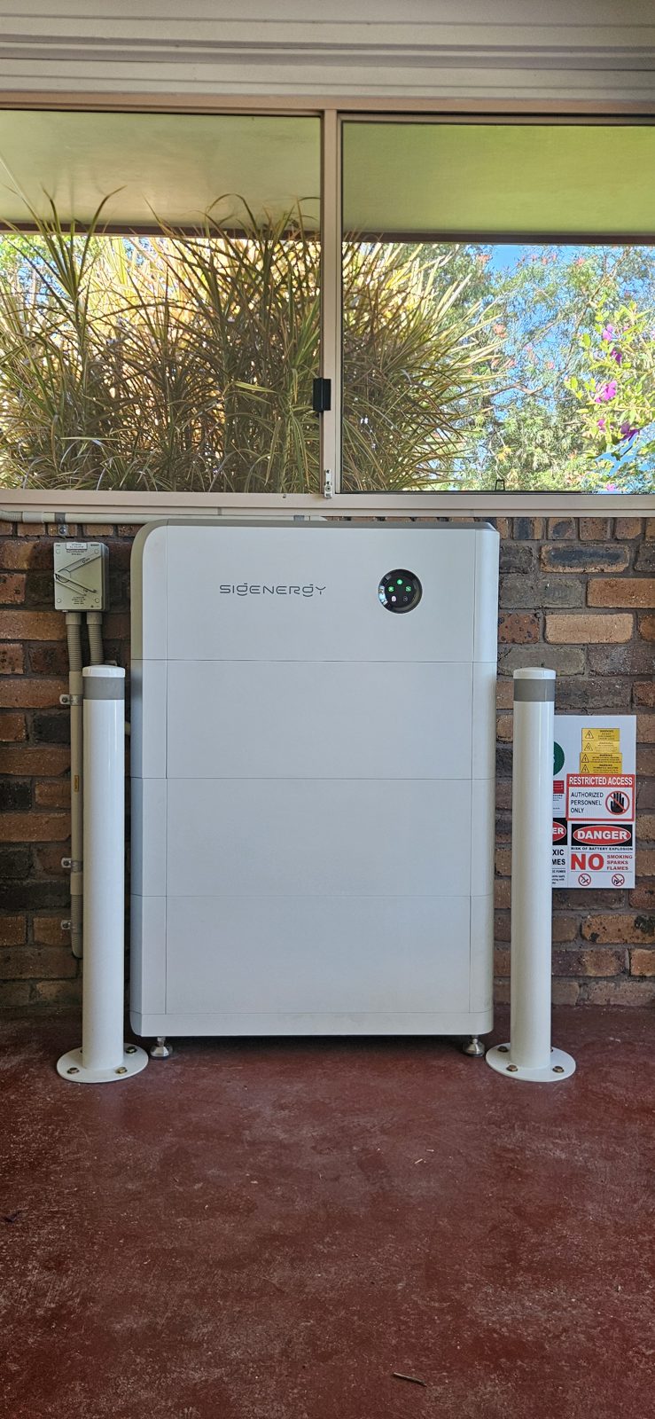 Sigenergy SigenStor battery with protective bollards, Mullumbimby area install by Sun Connect Solar