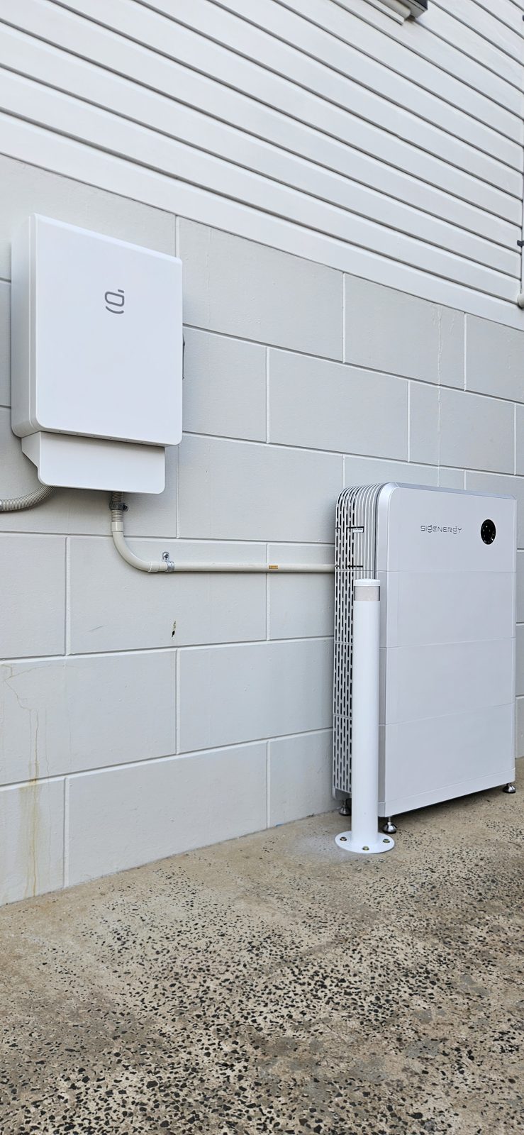 Sigenergy SigenStor three-phase battery installed beside a Lismore home by Sun Connect Solar